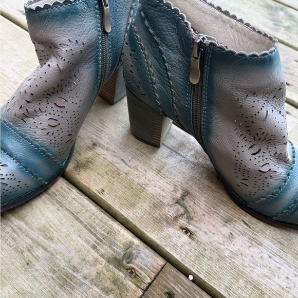 Spring Step L'Artiste Ankle Boots Size 40 Gray/Teal Leather Zip Perforated - Picture 6 of 12